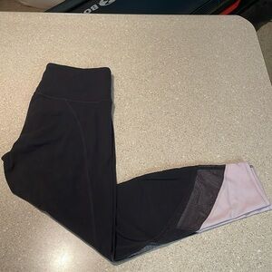 Athelta Capri length leggings size Md